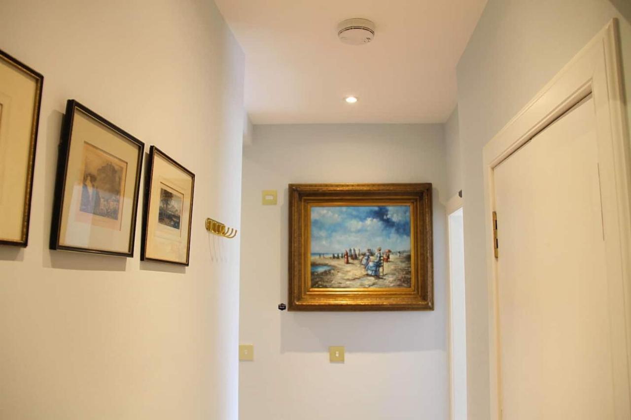 Upper Bow - Luxurious, Modern 1Br Apartment Near Castle Edinburgh Bagian luar foto