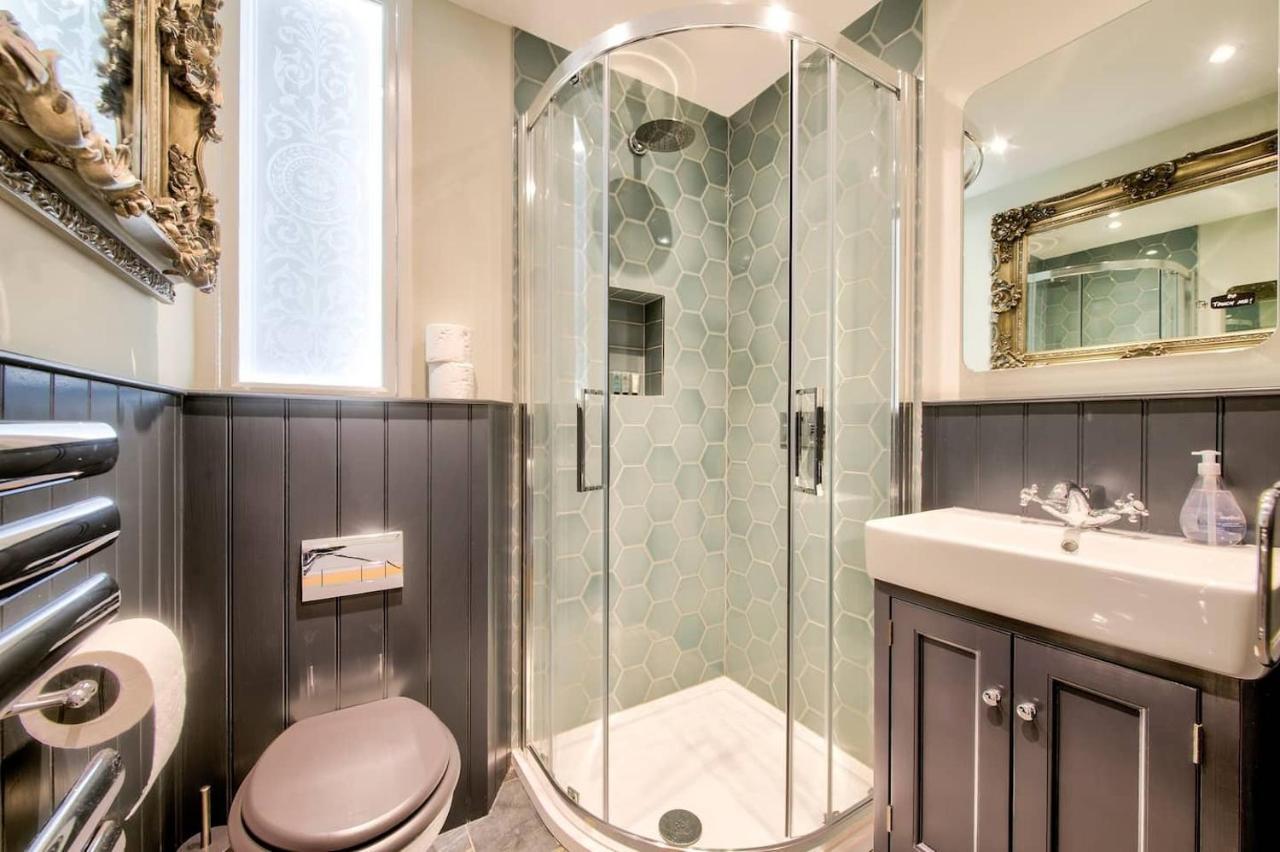 Upper Bow - Luxurious, Modern 1Br Apartment Near Castle Edinburgh Bagian luar foto